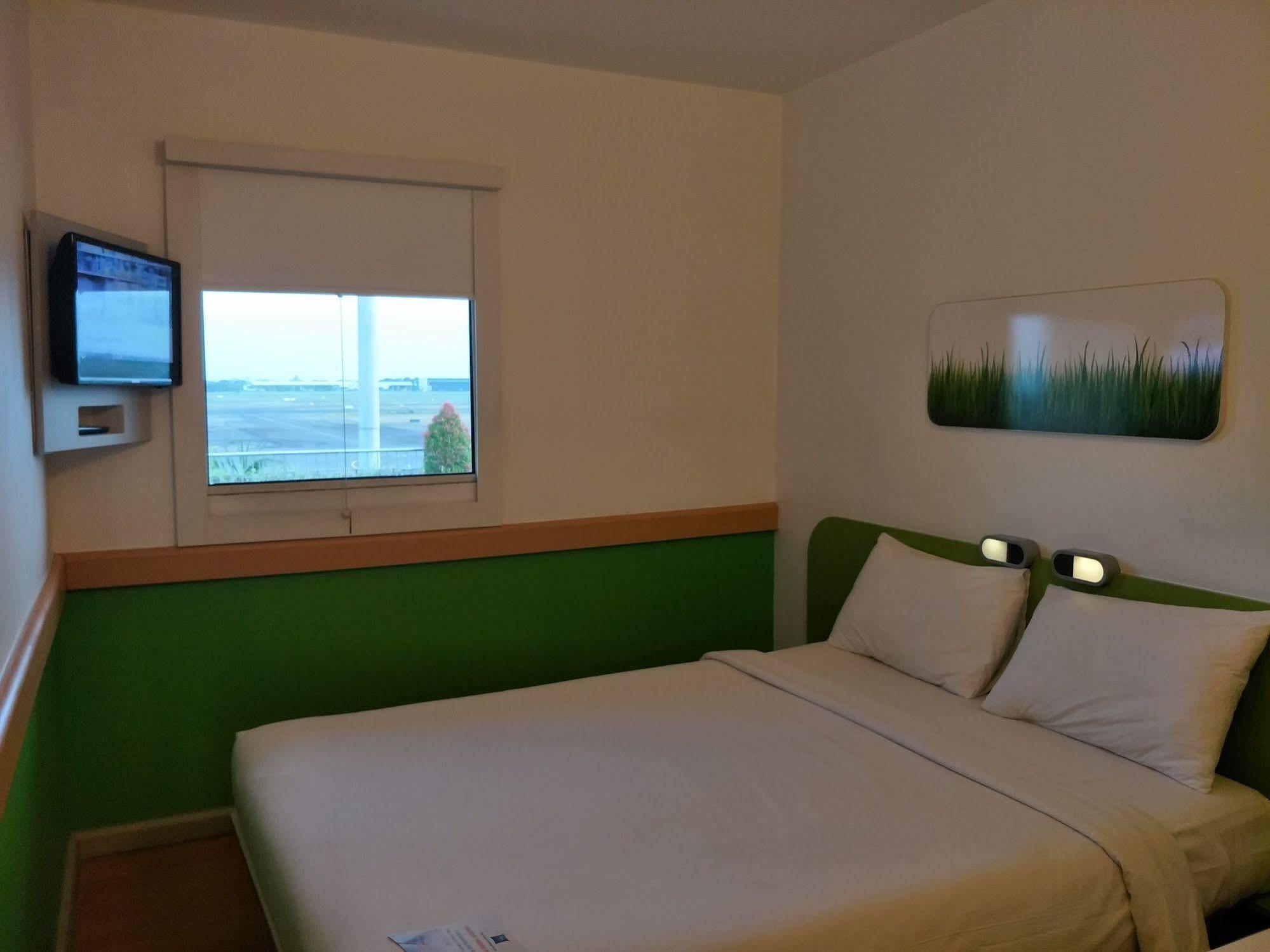 Cordia Surabaya Airport - Dalam Bandara - Formerly Ibis Budget Surabaya Airport