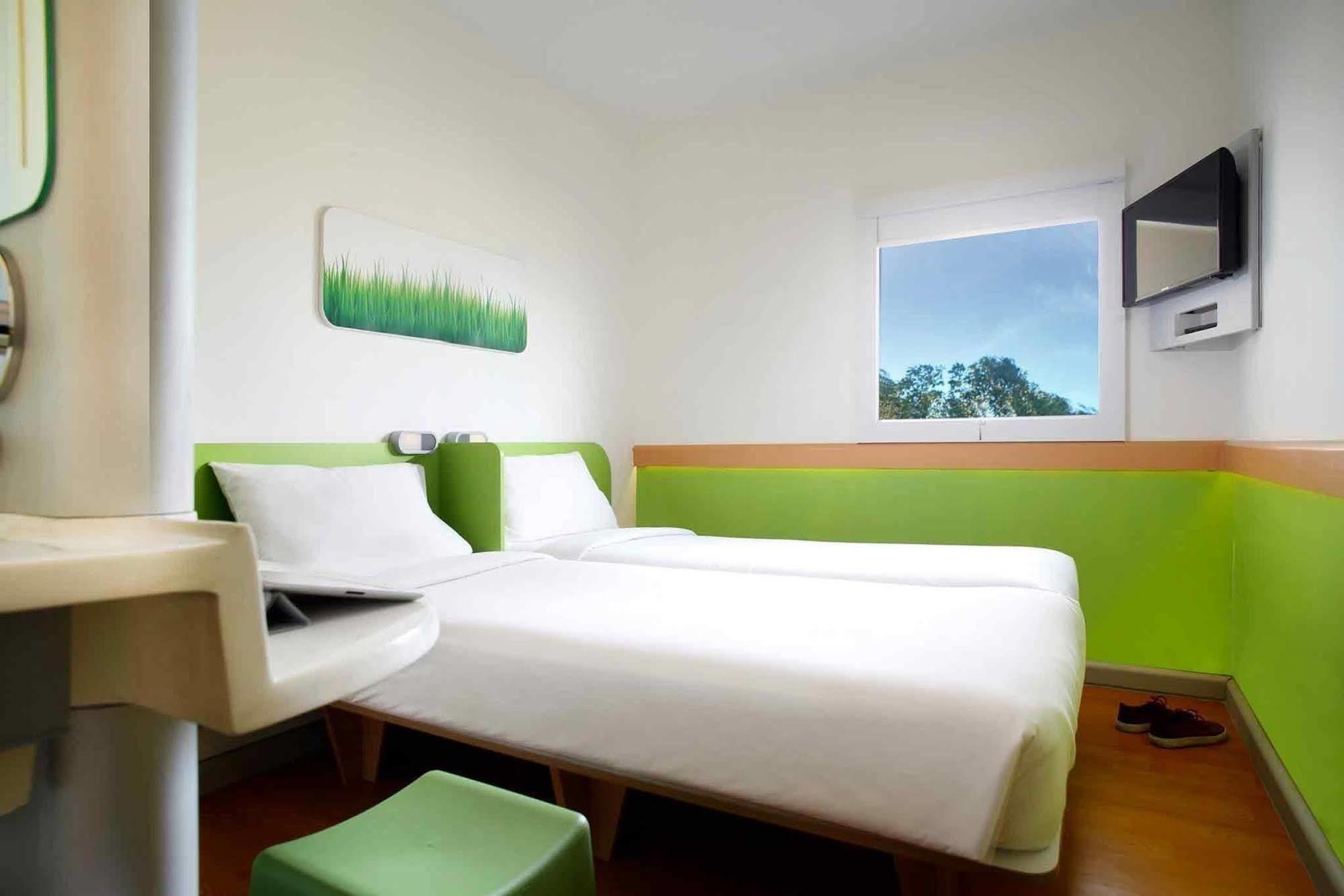 Cordia Surabaya Airport - Dalam Bandara - Formerly Ibis Budget Surabaya Airport